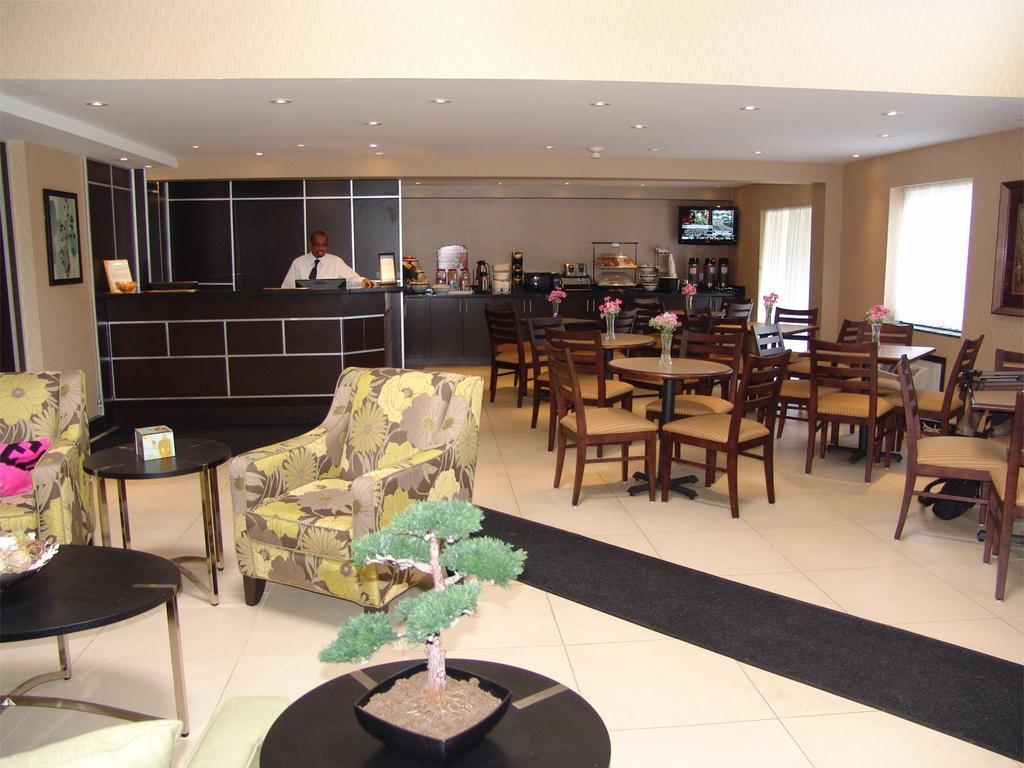 Comfort Inn East Scarborough Toronto Restaurante foto