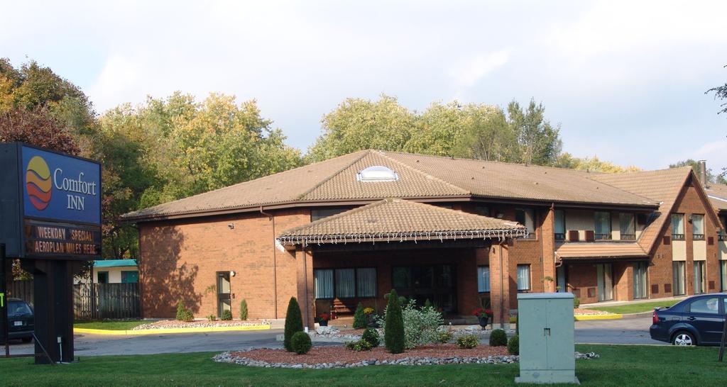 Comfort Inn East Scarborough Toronto Exterior foto